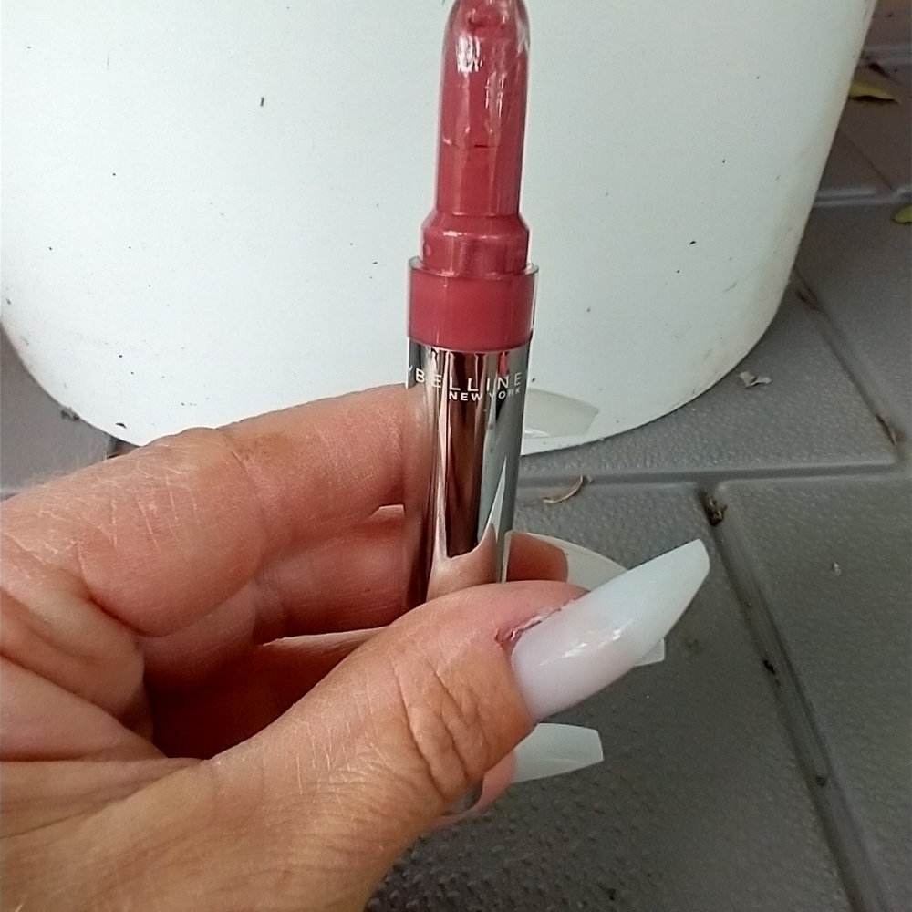 Women's Maybelline shine seduction glossy lipcolor